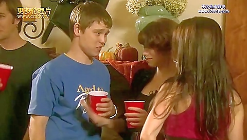 Sexy brunette gets fucked in her asshol elegance pussy