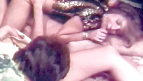 Brunette babe's pussy is ready to fuck